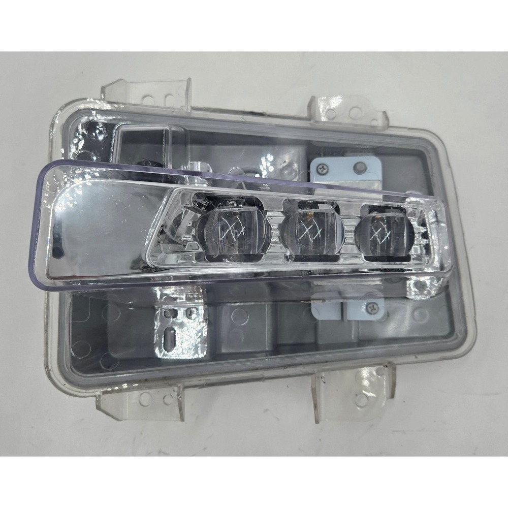 TYC 19-6167-00-9 RH Fog Light 2015-2017 Ford Expedition Passenger Side